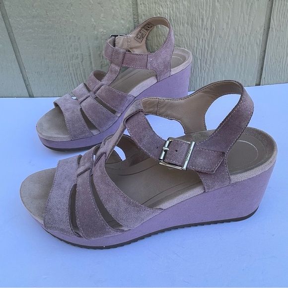 VIONIC Sandal Womens 9 Suede Wedge Mauve HOOLA TAWNY Platform T-Strap Casual - Picture 3 of 17